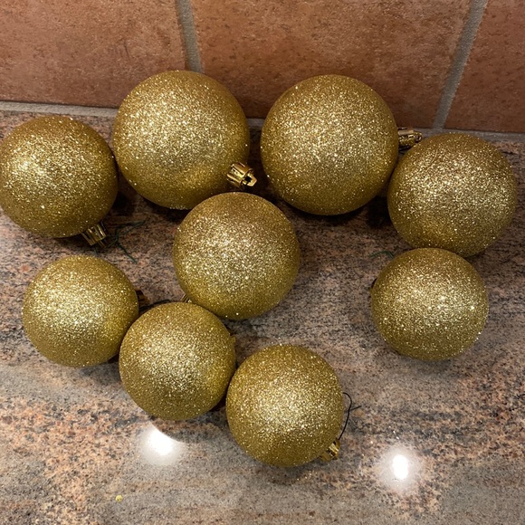 Christmas Ornament Glitter Shatter Proof Gold Balls - 9pcs - Picture 4 of 10